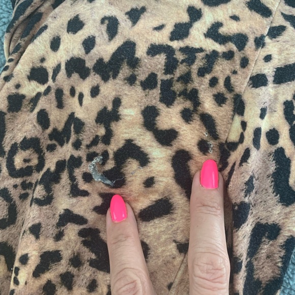 Soma Leopard 2pc Top & Pant Pajama Set XS - Picture 10 of 11